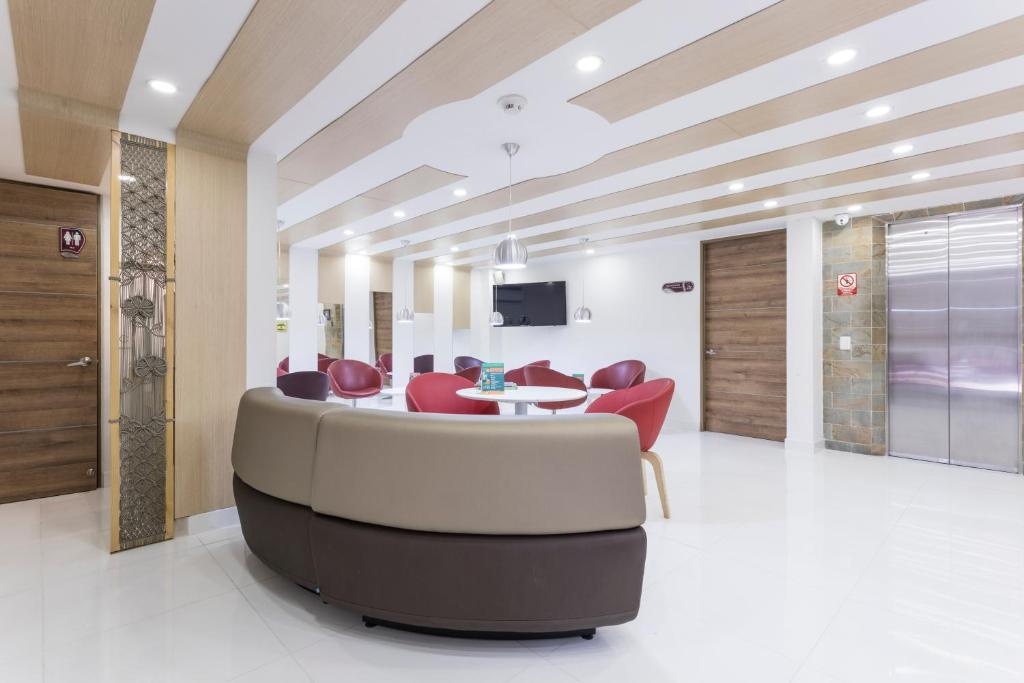 Hotel Florencia Plaza  Property Views  Lobby 6   Copy